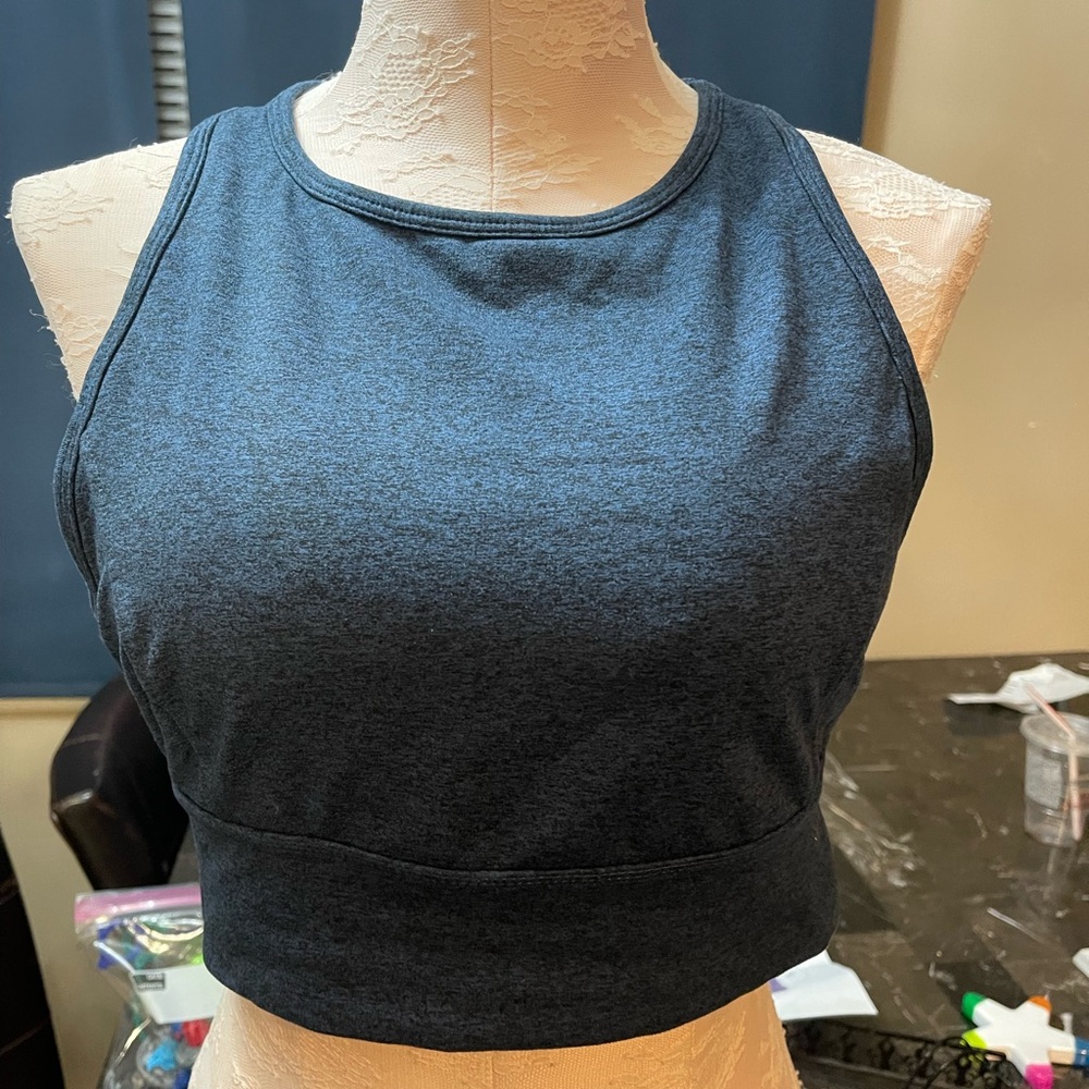 JoyLab Charcoal Sleeveless Topp size Large